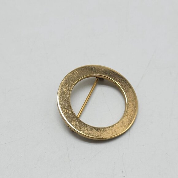 Vintage Wells 12K Gold-Filled Circle Pin Brooch Round Open Design - Picture 2 of 5